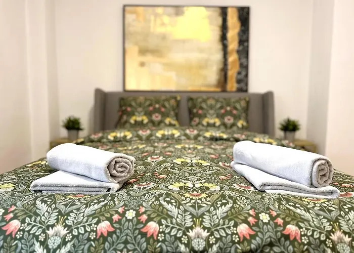 Parliament Skytower Apartament