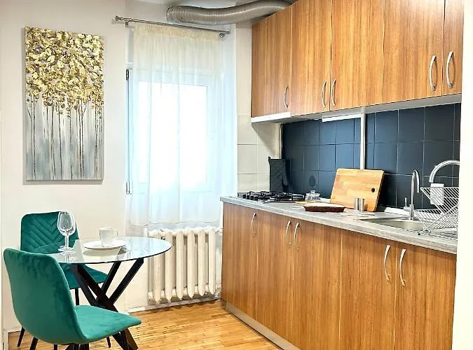 Parliament Skytower Bucureşti