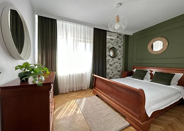 Apartament Parliament Skytower Bucureşti