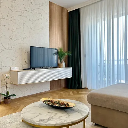 Parliament Skytower דירה *