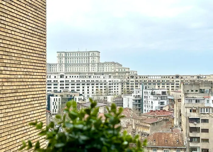 Апартаменти Parliament Skytower *